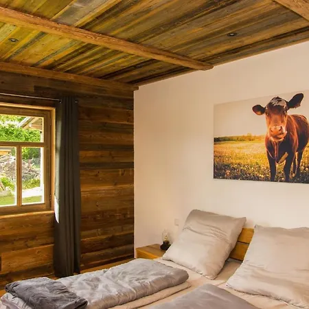 Am Oelberg Mit Badefass Und Altholzsauna * Waldmuenchen