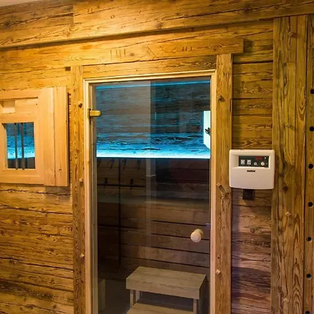 Am Oelberg Mit Badefass Und Altholzsauna *