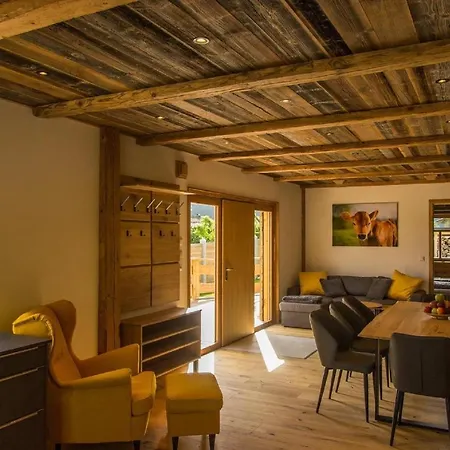 Chalet Am Oelberg Mit Badefass Und Altholzsauna *