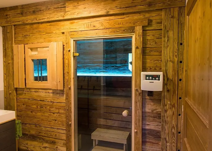 Am Oelberg Mit Badefass Und Altholzsauna *