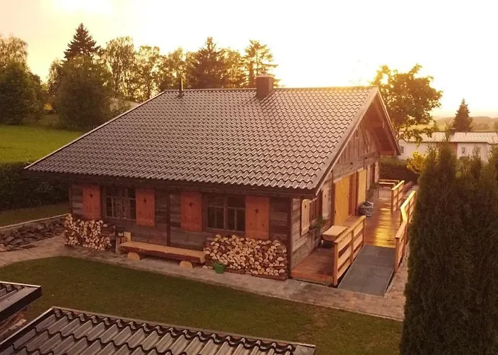 Alpstuga Am Oelberg Mit Badefass Und Altholzsauna