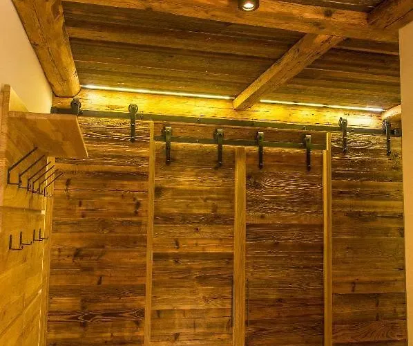 Alpstuga Am Oelberg Mit Badefass Und Altholzsauna *
