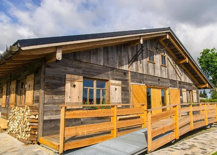 Alpstuga Am Oelberg Mit Badefass Und Altholzsauna *