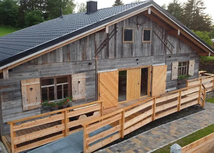 Am Oelberg Mit Badefass Und Altholzsauna Alpstuga *